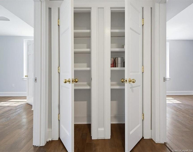 123 Anderson Street - Photo Thumbnail 14
