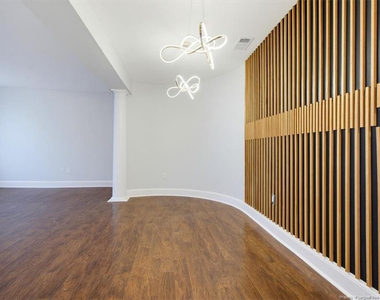 123 Anderson Street - Photo Thumbnail 5