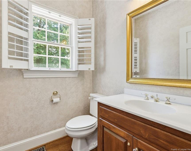 3525 Prestwick Drive - Photo Thumbnail 36