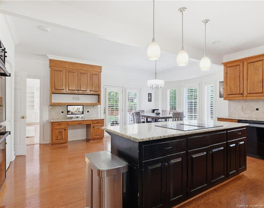 3525 Prestwick Drive - Photo Thumbnail 9