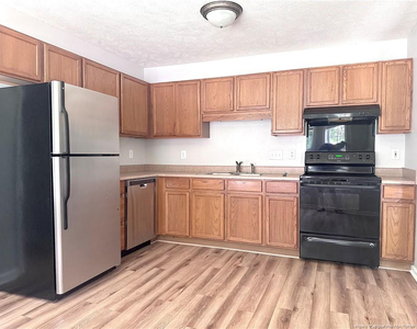 206 Van Buren Drive - Photo Thumbnail 2