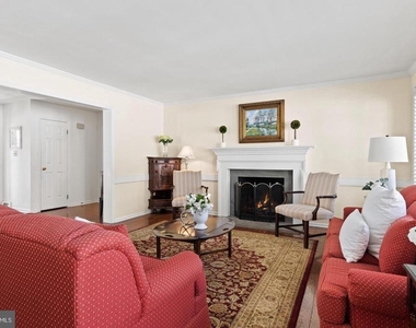 684 Wetherby Lane - Photo Thumbnail 6