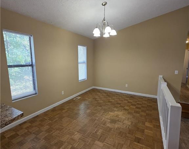 7172 Evanston Street - Photo Thumbnail 4