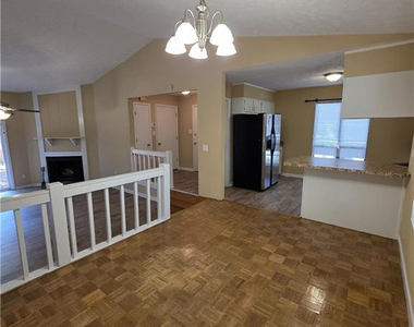 7172 Evanston Street - Photo Thumbnail 5