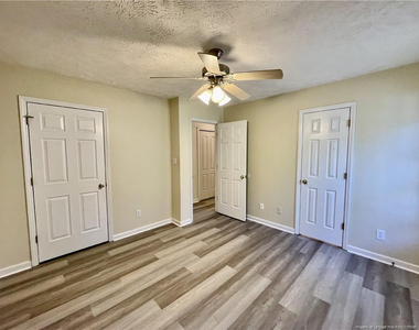 3721 Betts Drive - Photo Thumbnail 11