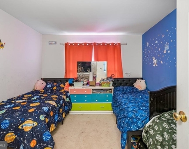 211 Tollgate Road - Photo Thumbnail 33
