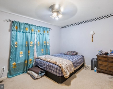 211 Tollgate Road - Photo Thumbnail 24
