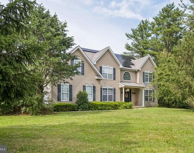 211 Tollgate Road - Photo Thumbnail 2