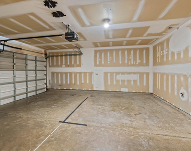 3645 Edgemont Drive - Photo Thumbnail 18