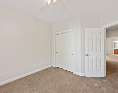 3645 Edgemont Drive - Photo Thumbnail 28