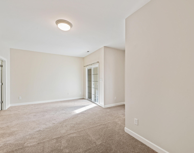3645 Edgemont Drive - Photo Thumbnail 20