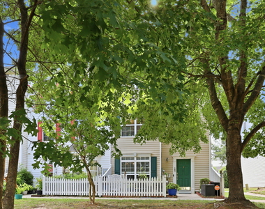 8640 Neuse Landing Lane - Photo Thumbnail 1