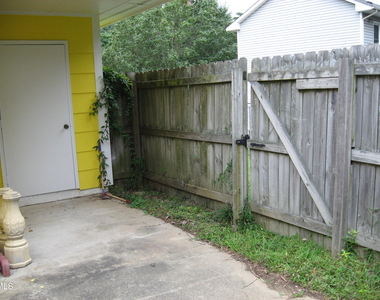 3605 Pine Knoll Drive - Photo Thumbnail 21