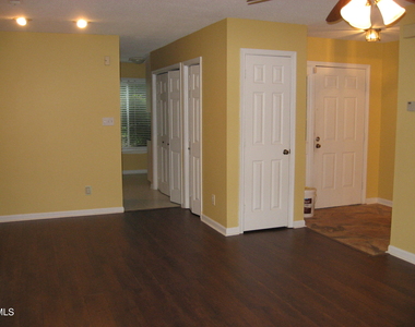 3605 Pine Knoll Drive - Photo Thumbnail 6
