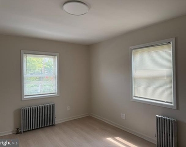 77 Newkirk Avenue - Photo Thumbnail 4