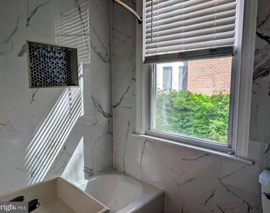 14 Spring St - Photo Thumbnail 5