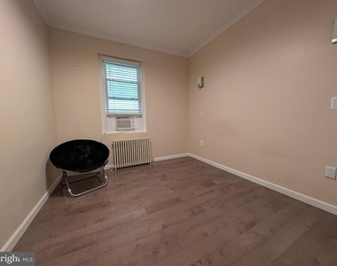 14 Spring St - Photo Thumbnail 9