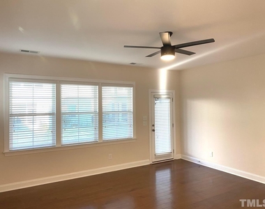 1148 Premier Key Drive - Photo Thumbnail 5
