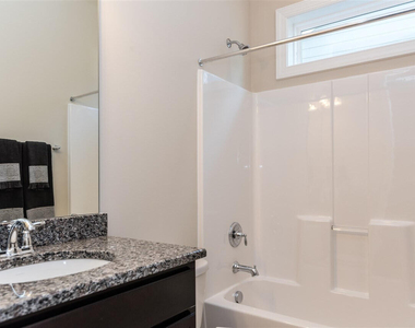 485 Wildwind Drive - Photo Thumbnail 14
