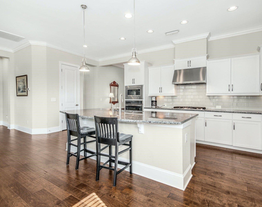 485 Wildwind Drive - Photo Thumbnail 3
