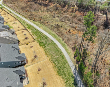 485 Wildwind Drive - Photo Thumbnail 20