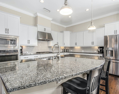 485 Wildwind Drive - Photo Thumbnail 4