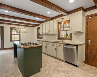1068 Mc Wilder Road - Photo Thumbnail 11