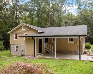 1068 Mc Wilder Road - Photo Thumbnail 3