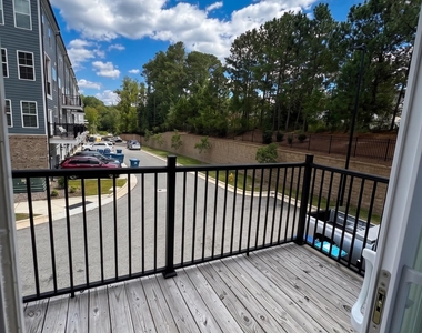 602 Market Grove Drive - Photo Thumbnail 40
