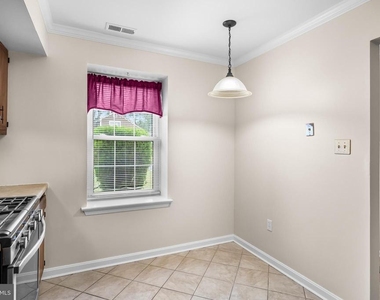 13 Hopewell Lane - Photo Thumbnail 10