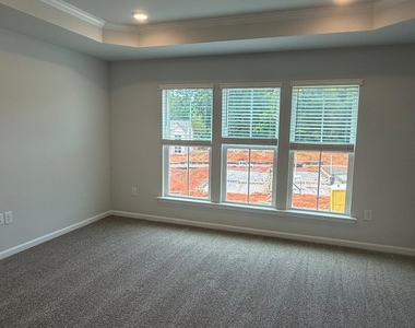 268 Ravenscraig Park Place - Photo Thumbnail 12