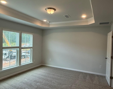 268 Ravenscraig Park Place - Photo Thumbnail 13