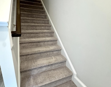 1080 Manorhaven - Photo Thumbnail 22