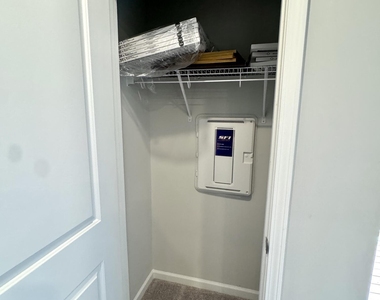 1080 Manorhaven - Photo Thumbnail 23
