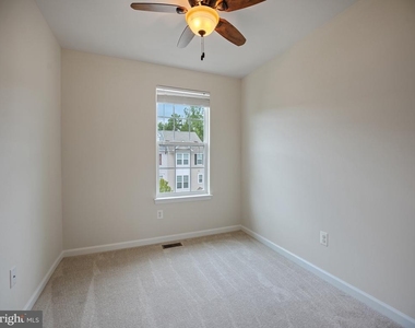 43539 Wild Iris Street - Photo Thumbnail 31