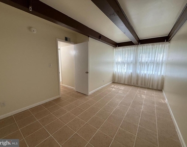 7402 18th Avenue - Photo Thumbnail 24