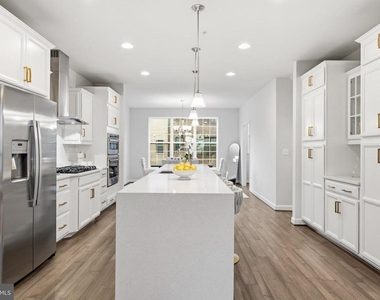 617 Leigh Way - Photo Thumbnail 23