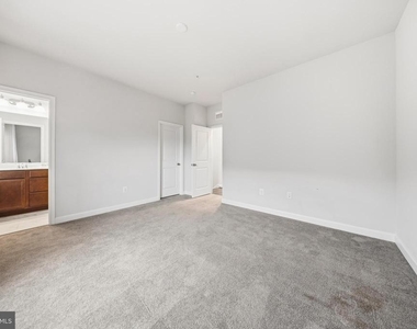 617 Leigh Way - Photo Thumbnail 42