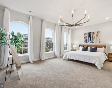617 Leigh Way - Photo Thumbnail 32