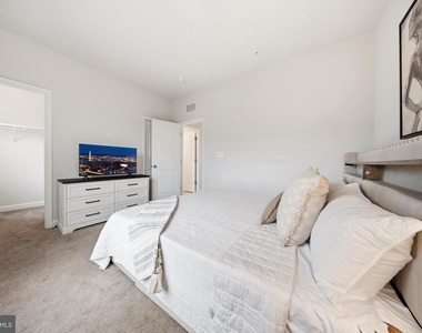 617 Leigh Way - Photo Thumbnail 39