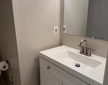 15603 Ambiance Drive - Photo Thumbnail 9