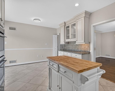 6216 Goodview Street - Photo Thumbnail 16