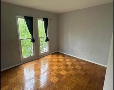 11124 Oak Leaf Drive - Photo Thumbnail 20