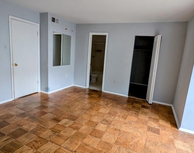 11124 Oak Leaf Drive - Photo Thumbnail 20