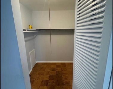 11124 Oak Leaf Drive - Photo Thumbnail 15