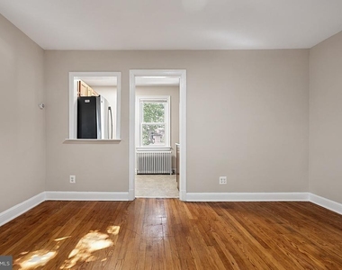 8507 Flower Avenue - Photo Thumbnail 9