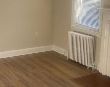 8507 Flower Avenue - Photo Thumbnail 12
