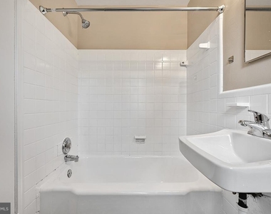 8507 Flower Avenue - Photo Thumbnail 23