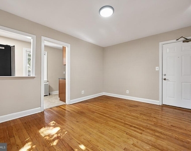 8507 Flower Avenue - Photo Thumbnail 7