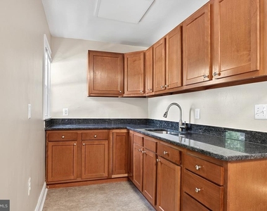 8507 Flower Avenue - Photo Thumbnail 13